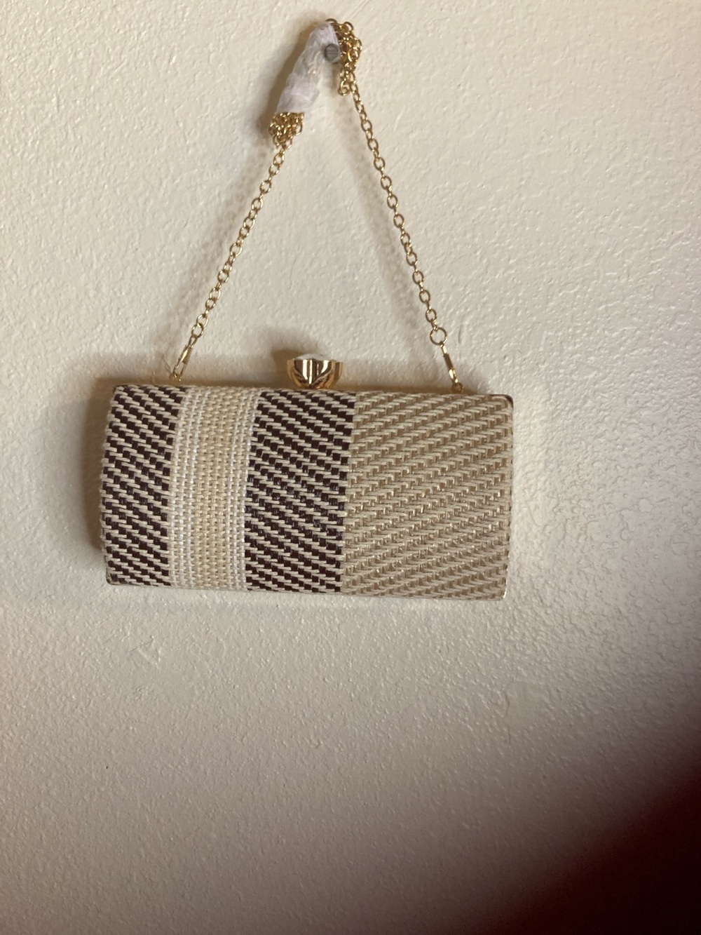 NWOT Woven Stripe Clutch Wallet with Chain Strap - Cream & Black
